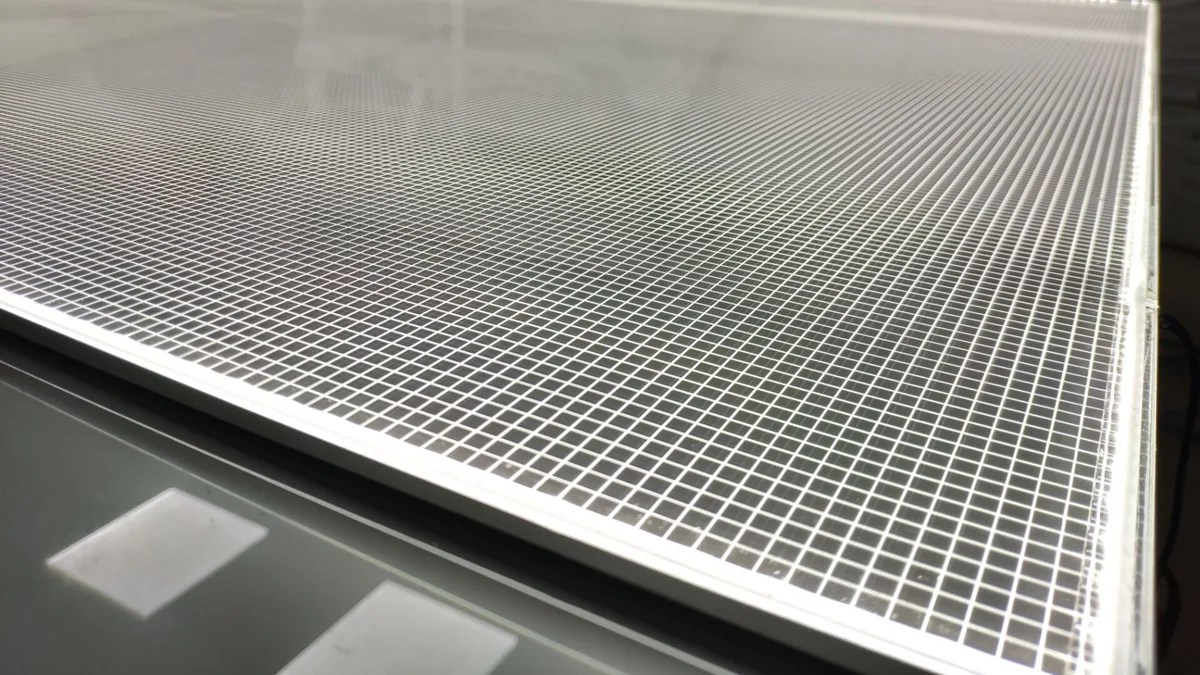 Light Guide Plate MAX ILLUMINATION