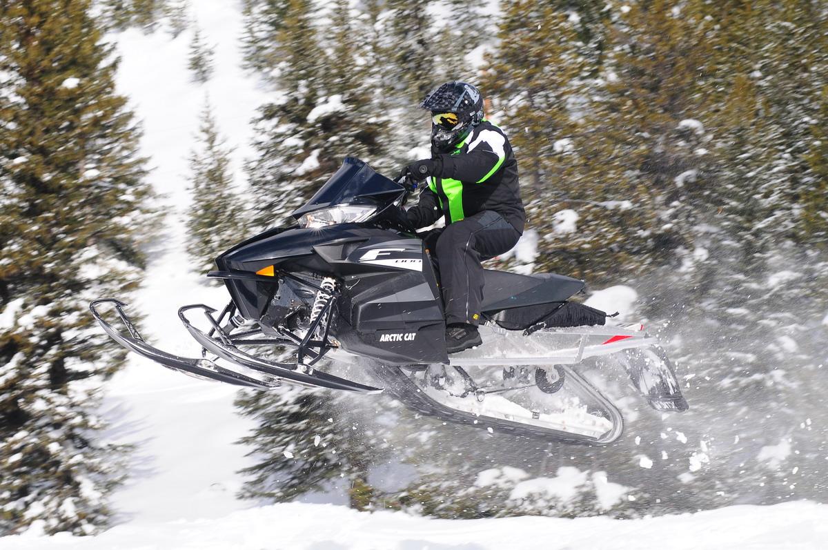 Snowmobile Review 2012 Arctic Cat F800 SnoPro/LXR