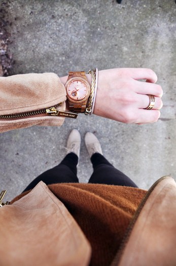 The warm weather has me busy with appointments and meetings. JORD watches are the accessory you need this Spring to stay on time and stylish.