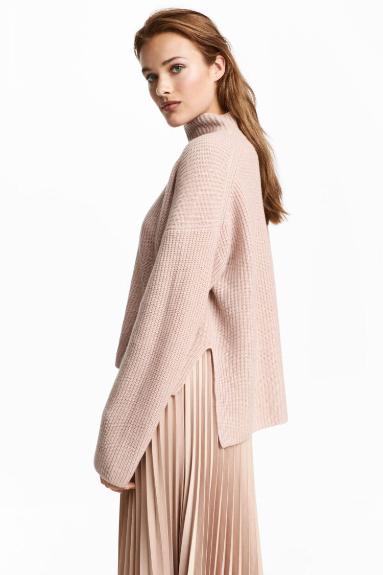 What do you wear when it's cold but you still want a cute outfit? Check out the top 10 coziest fall sweaters that are fashionable alone or layered up!