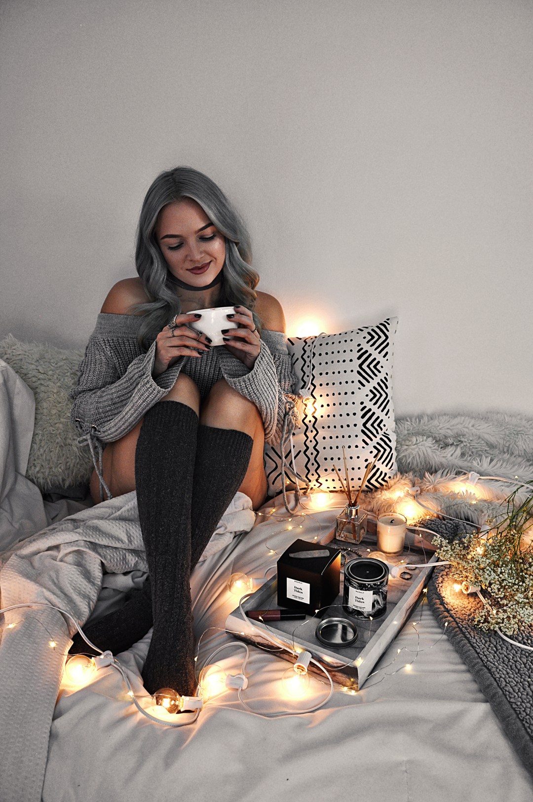 It's busy season! Christmas and New Years aren't far away, and that's why I always do these 7 things that help me relax and prepare for the holidays.