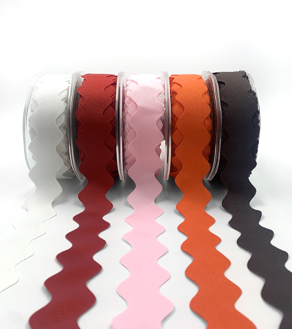 1 inch Ric Rac Ribbon with Cut Edge May Arts Ribbon