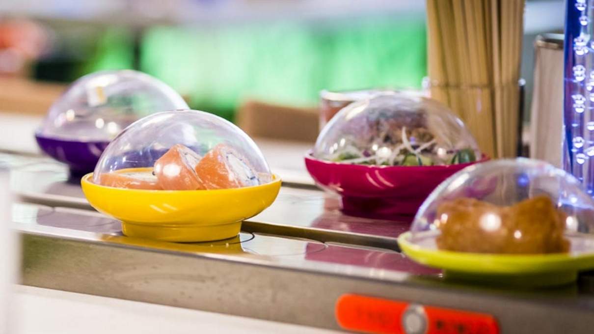 Conveyorbelt sushi restaurant opens at International Plaza next week
