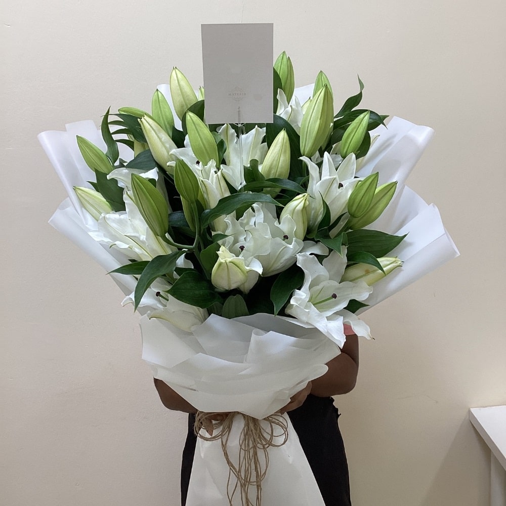 10 White Lilies Bouquet Mayfair