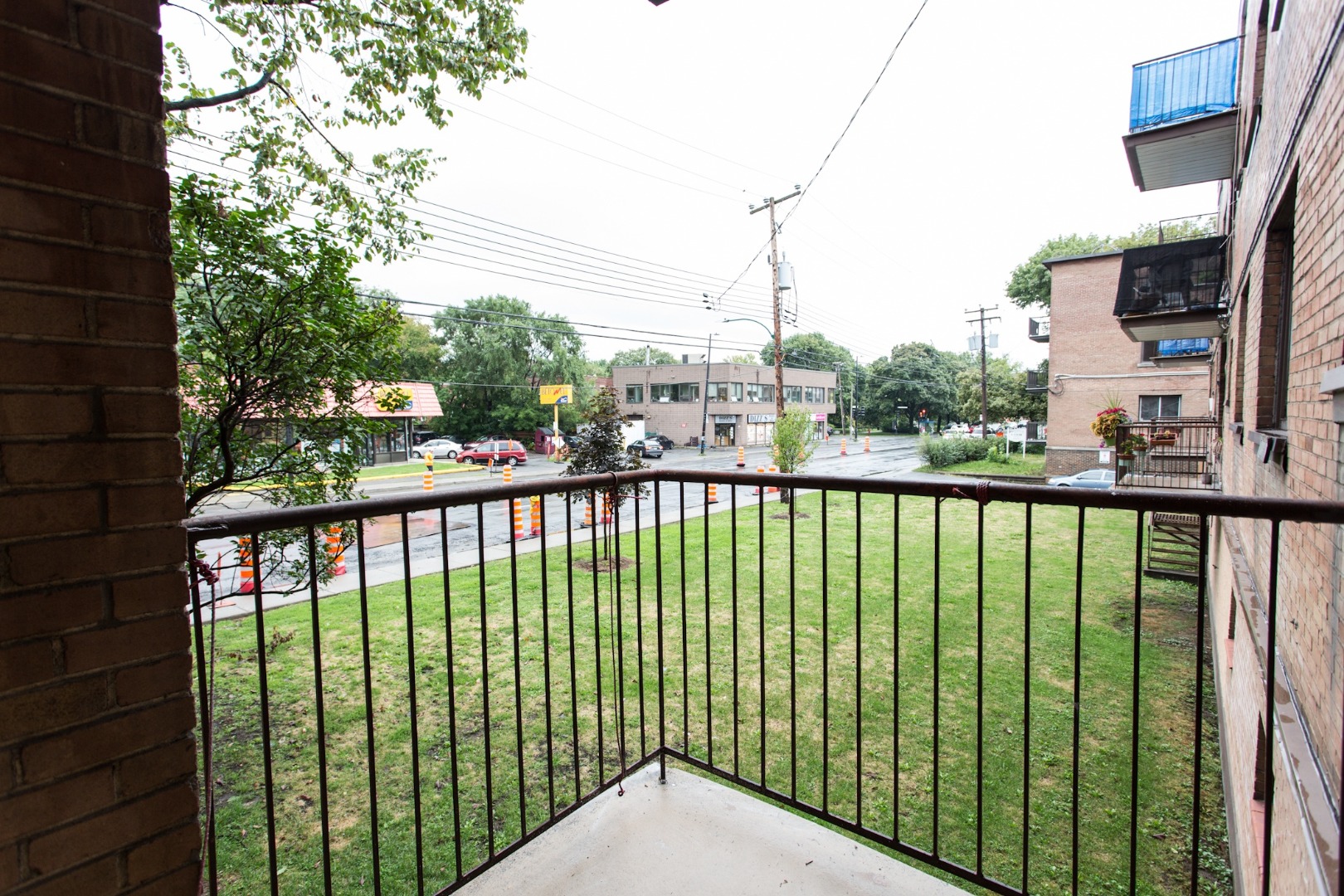 6101 Cote Saint Luc 205 Mayne Holdings Apartments for rent in