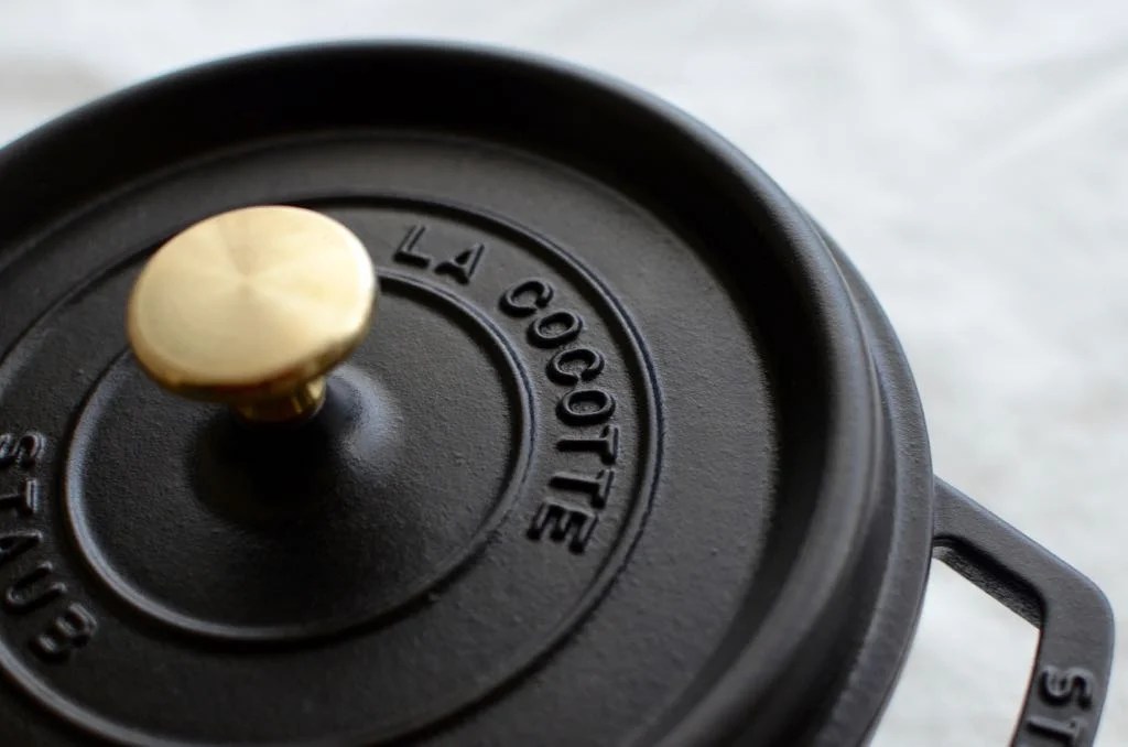 ストウブ「ピコ・ココット ラウンド20cm」は使い勝手抜群の鍋だった まぜろぐ｜暮らしの「おすすめ」紹介ブログ