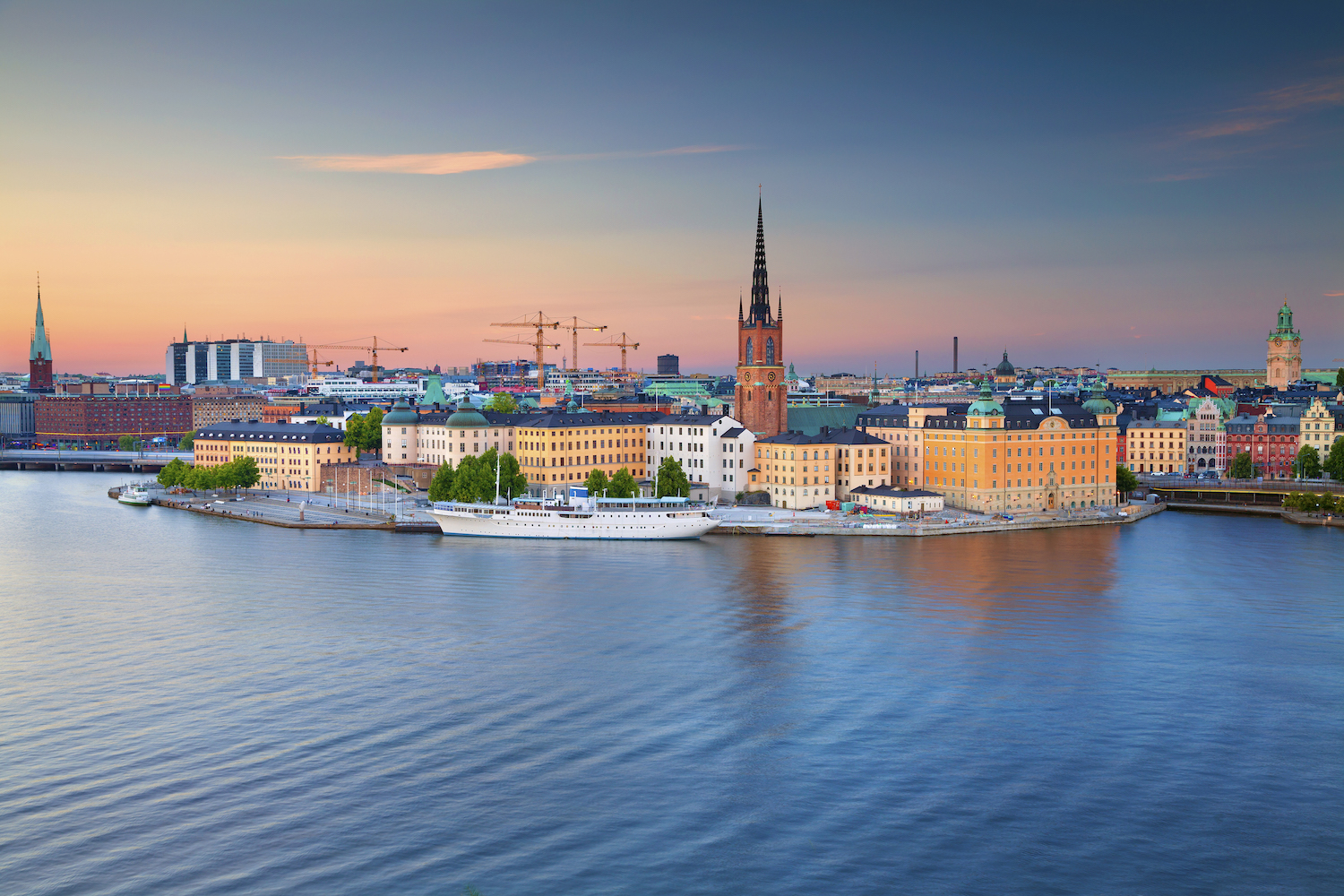 Rejlers hjälper Stockholms stad med datahantering av solelproduktion