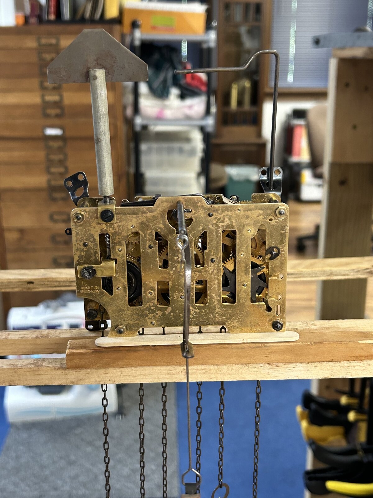 Cuckoo Cuckoo hands turn backward when winding. NAWCC Forums