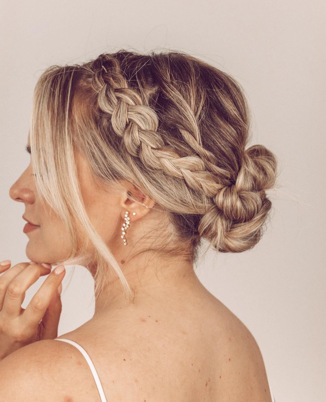 30 penteados para levar a casamentos e batizados Cabelo Miranda