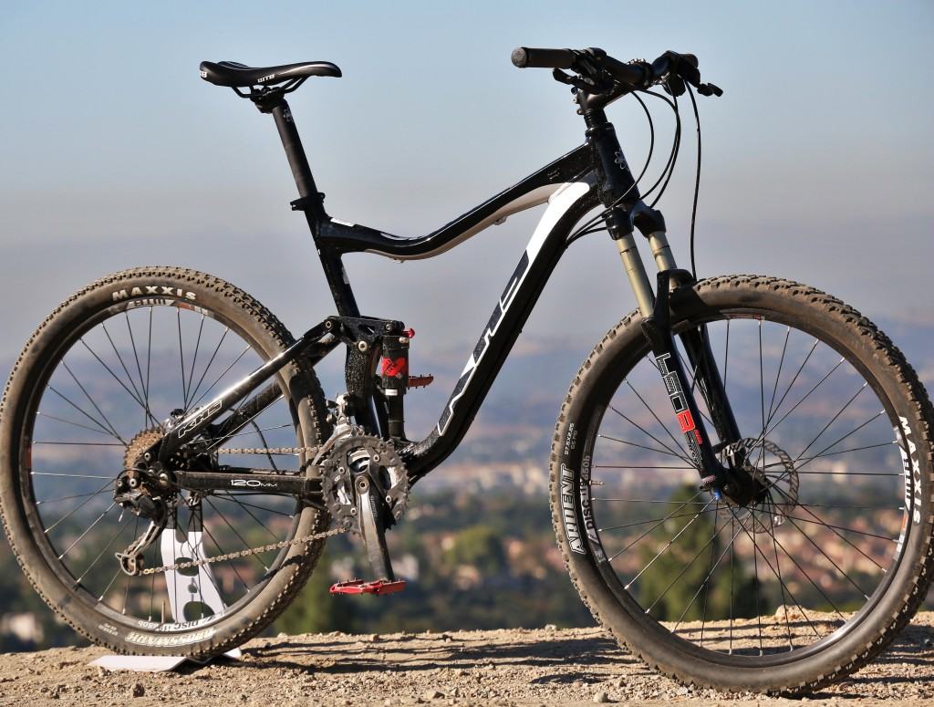 First Impression KHS Fat Bike vs. KHS Trailbike Mountain Bike Action