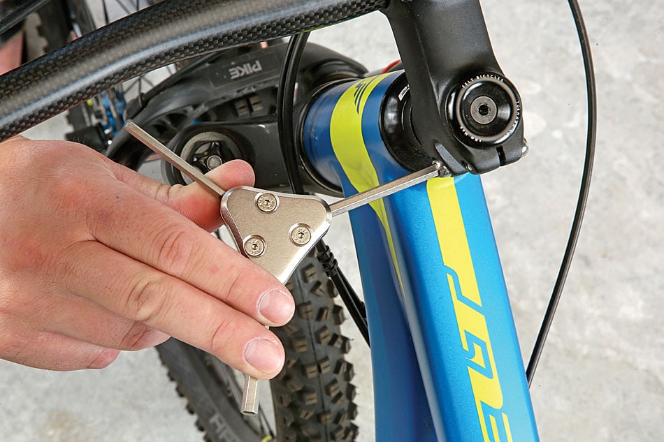 Garage Files How To Inspect Your Bike After A Crash Mountain Bike
