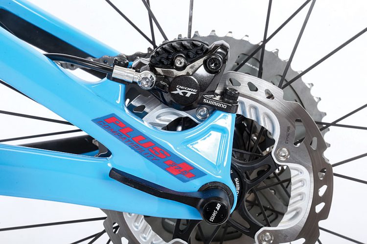 PIVOT SWITCHBLADE TEST Mountain Bike Action Magazine