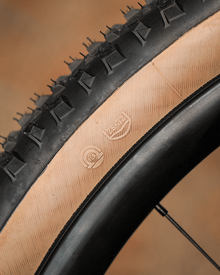 FIRST LOOK ONZA'S REDESIGNED CANIS CROSS COUNTRY TIRE Mountain Bike