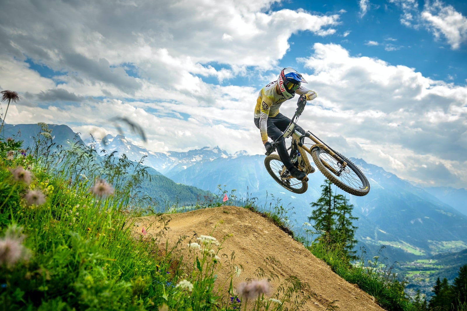 2025 MTB WORLD CHAMPIONSHIPS DATES, LOCATIONS AND PHOTOS Mountain Bike Action Magazine