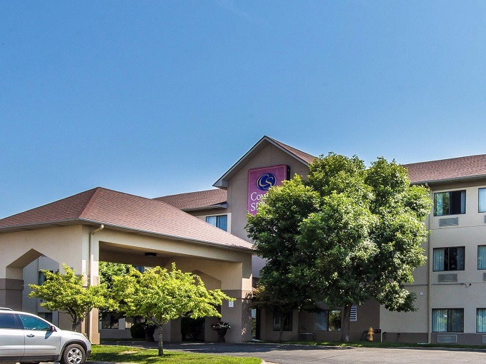 Comfort Suites MBA Hotel Brokers Inc.