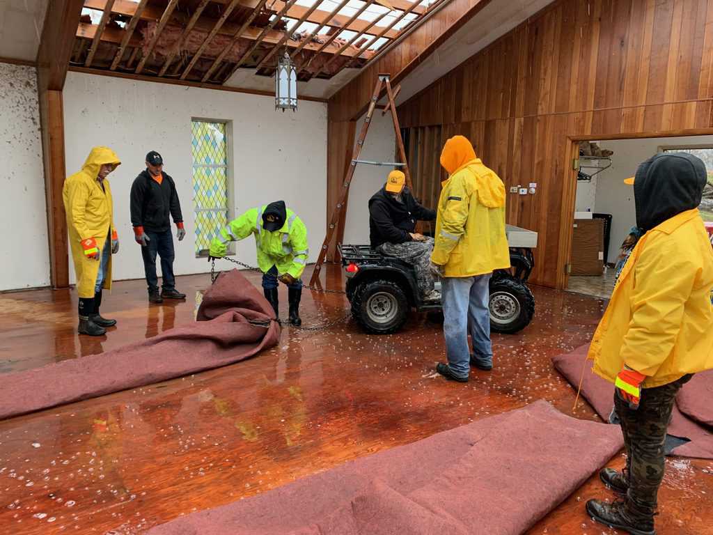 Missouri Disaster Relief helps Ky. church after tornado damages building