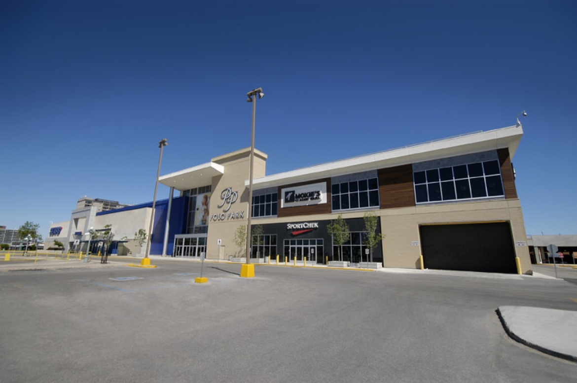 Polo Park Shopping Centre M Builds