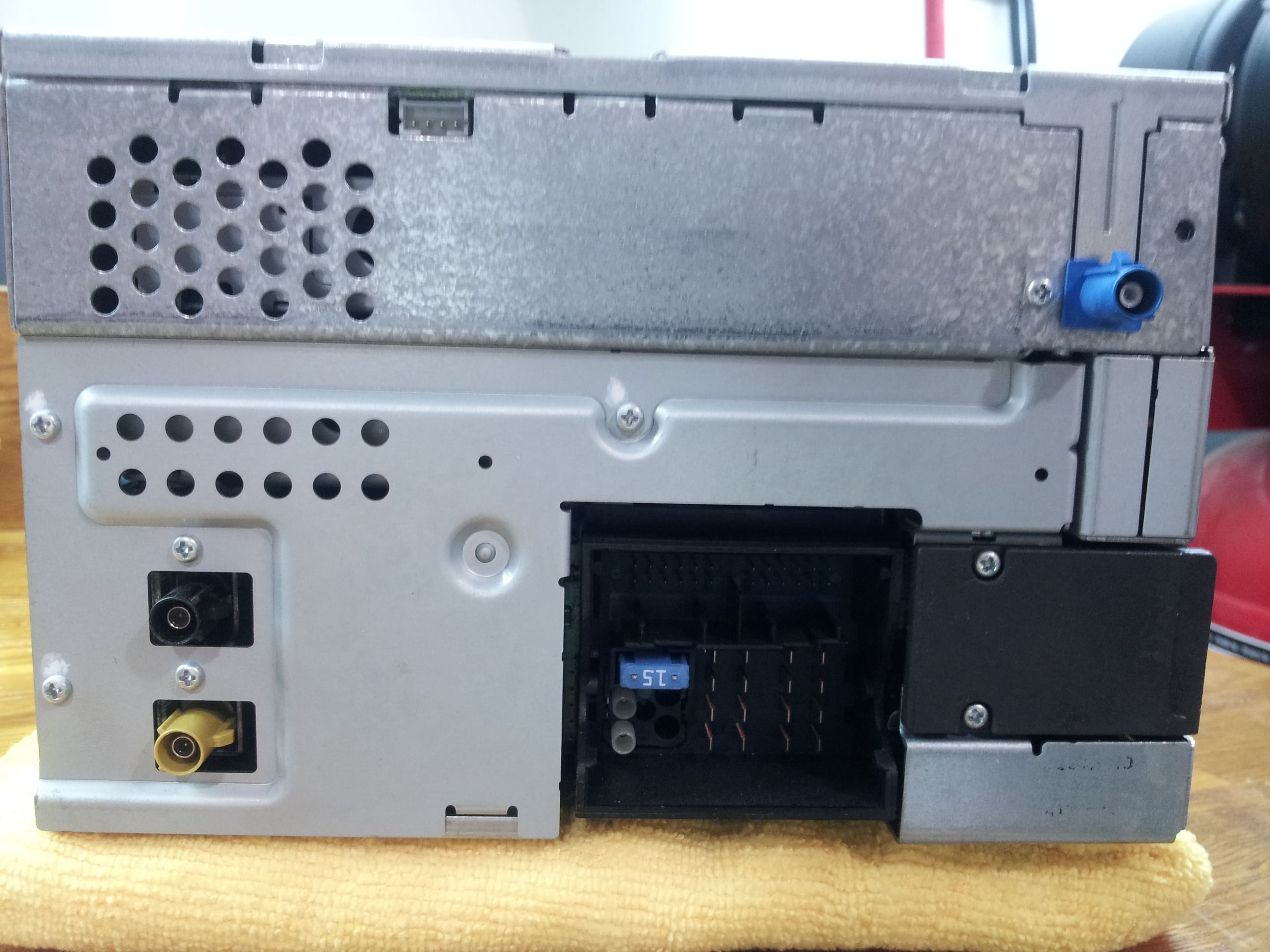 Adding backup camera Comand headunit? Forums