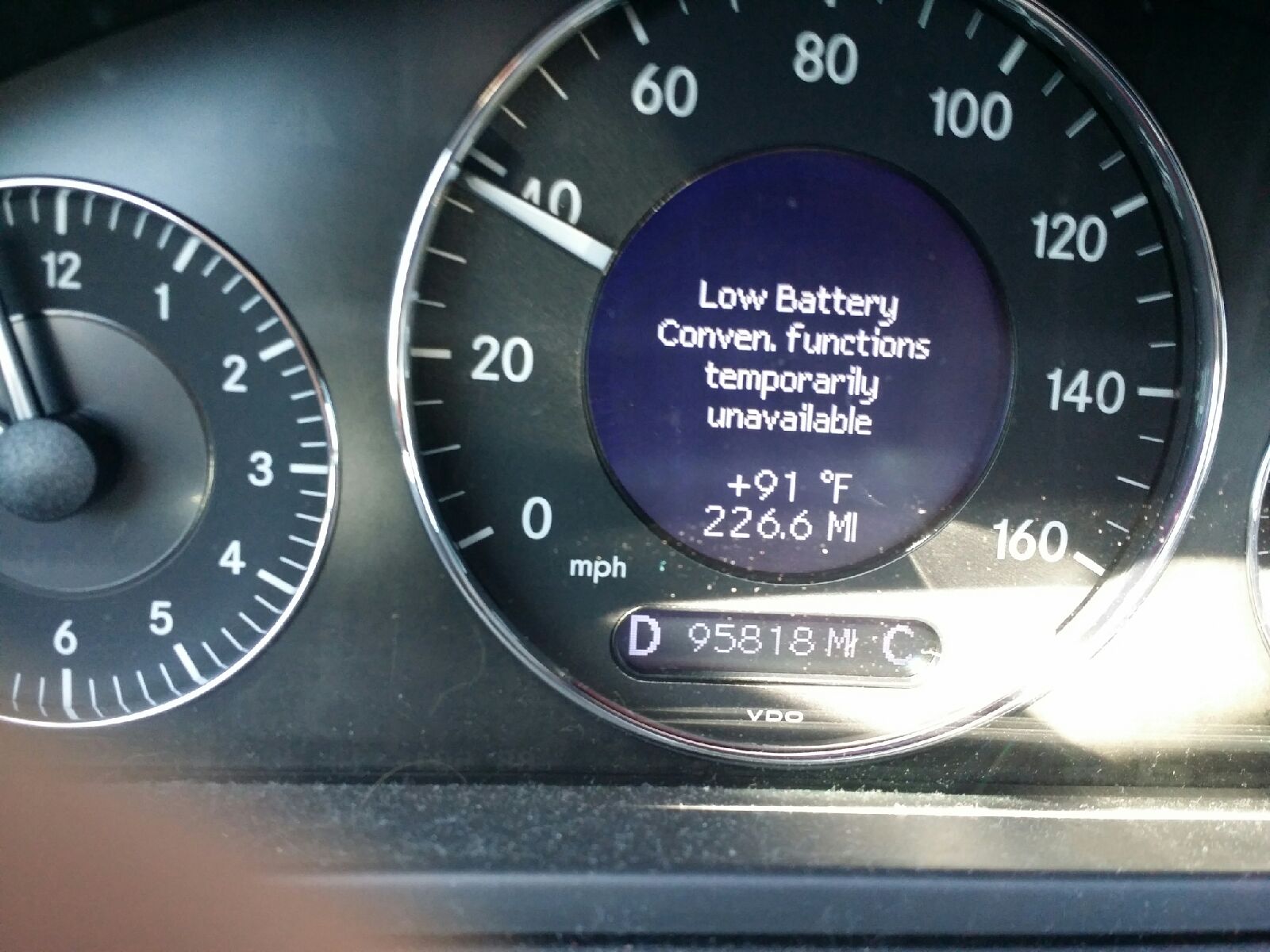 Mercedes E Class W211 Battery Location / Mercedes W211 W212 E class