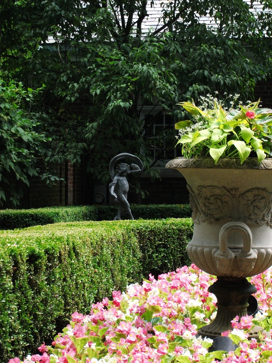 Colonial Estates McAdam Landscaping