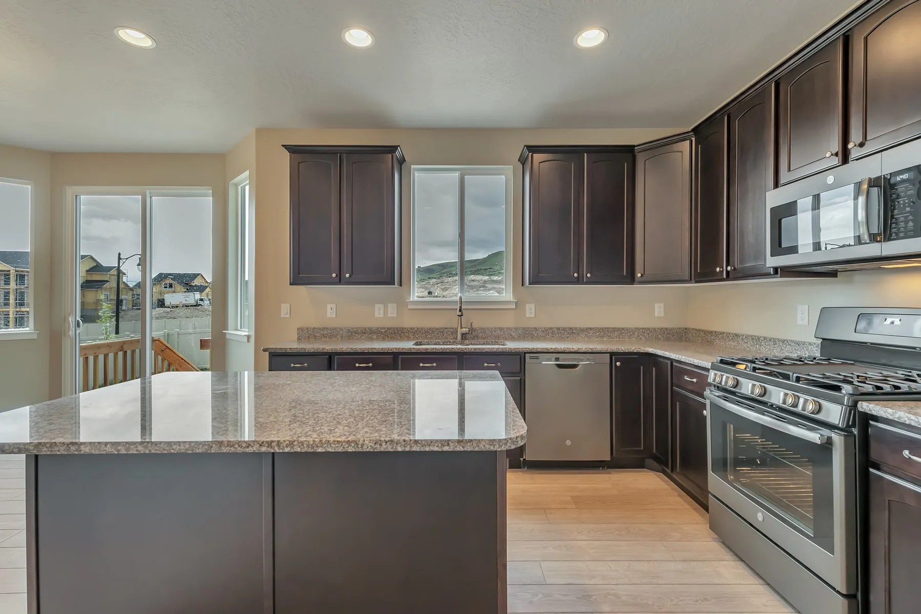 New Construction Homes in Mapleton Utah by McArthur Homes Fairfax