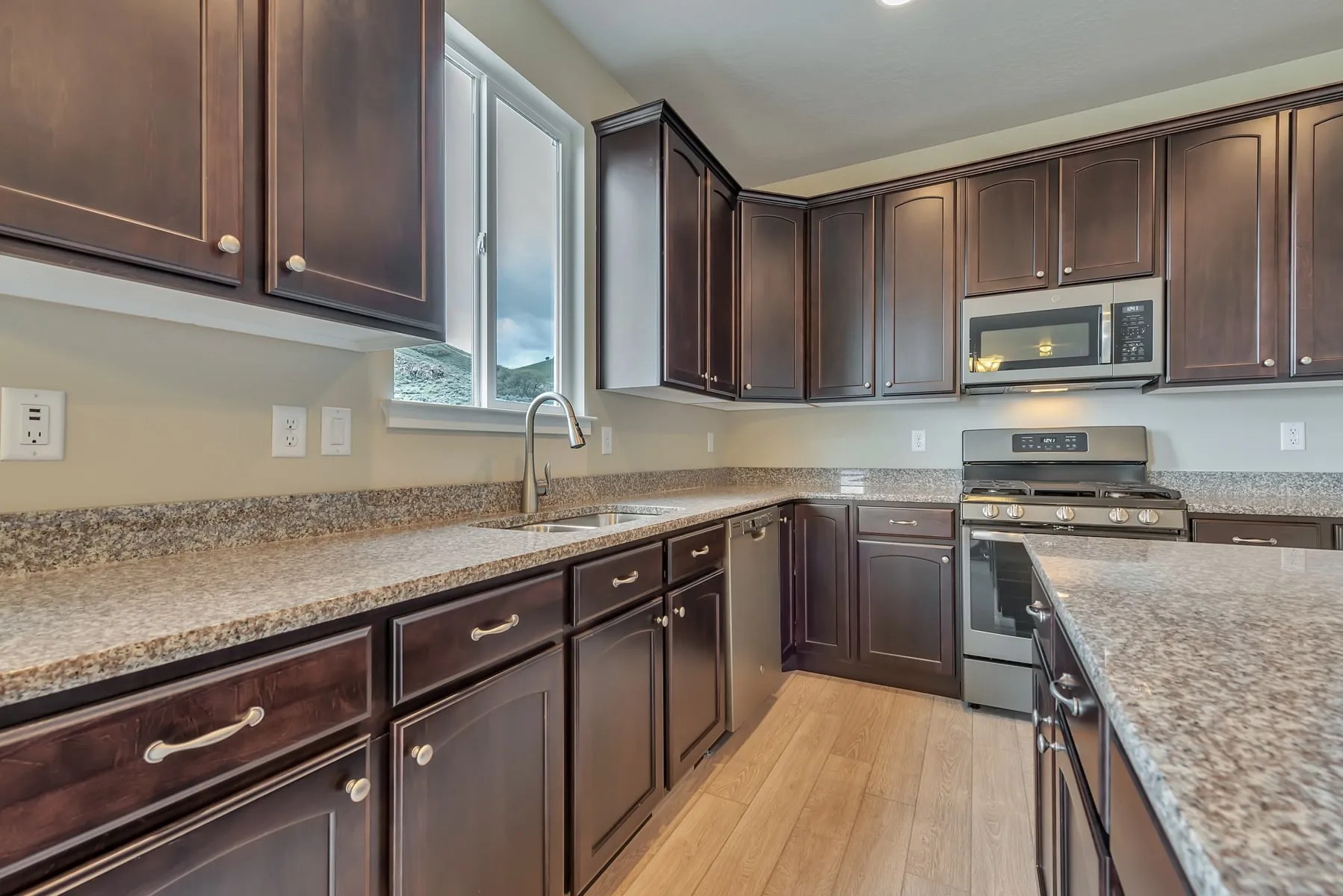 New Construction Homes in Mapleton Utah by McArthur Homes Fairfax