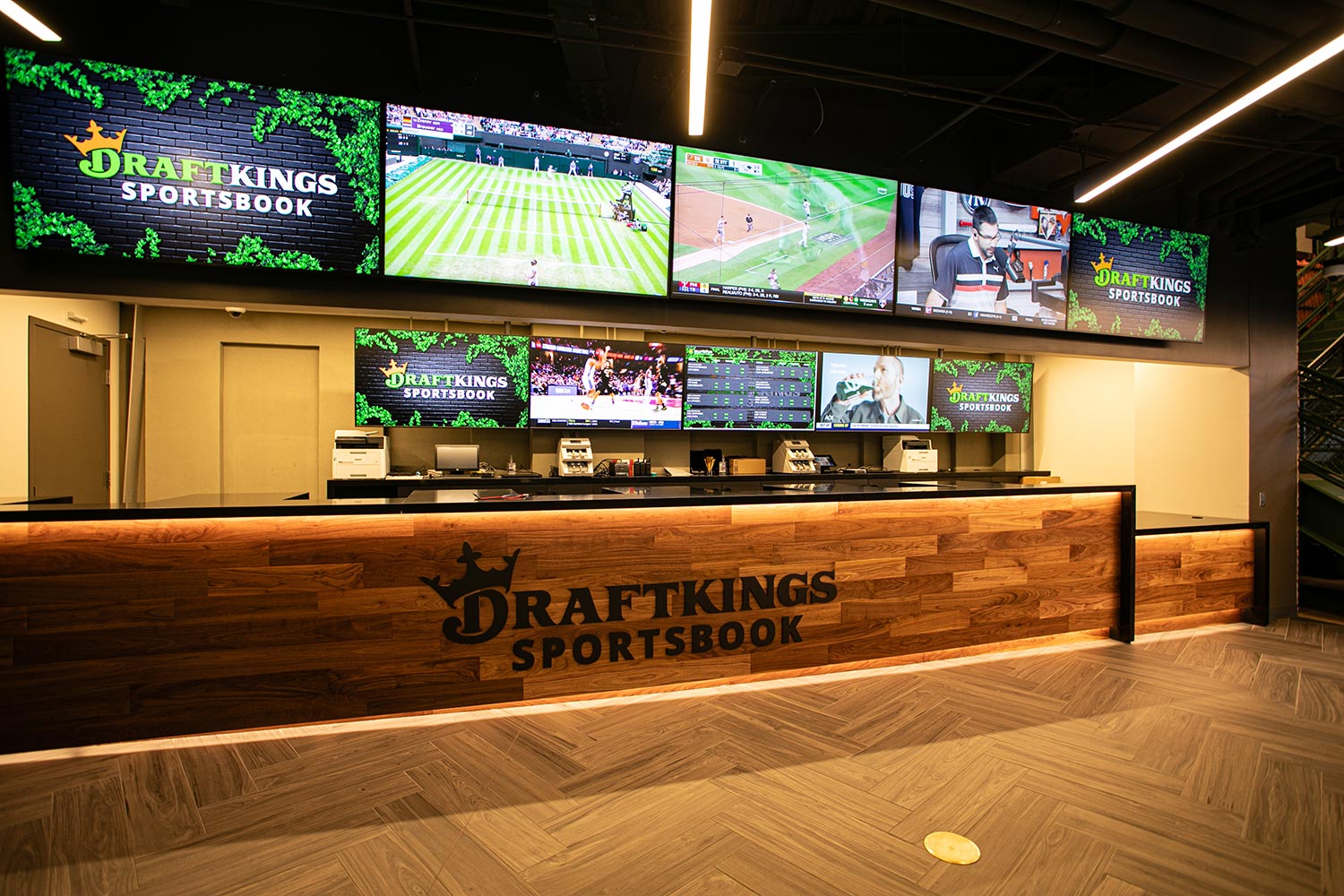 DraftKings Sportsbook at Wrigley Field McCann