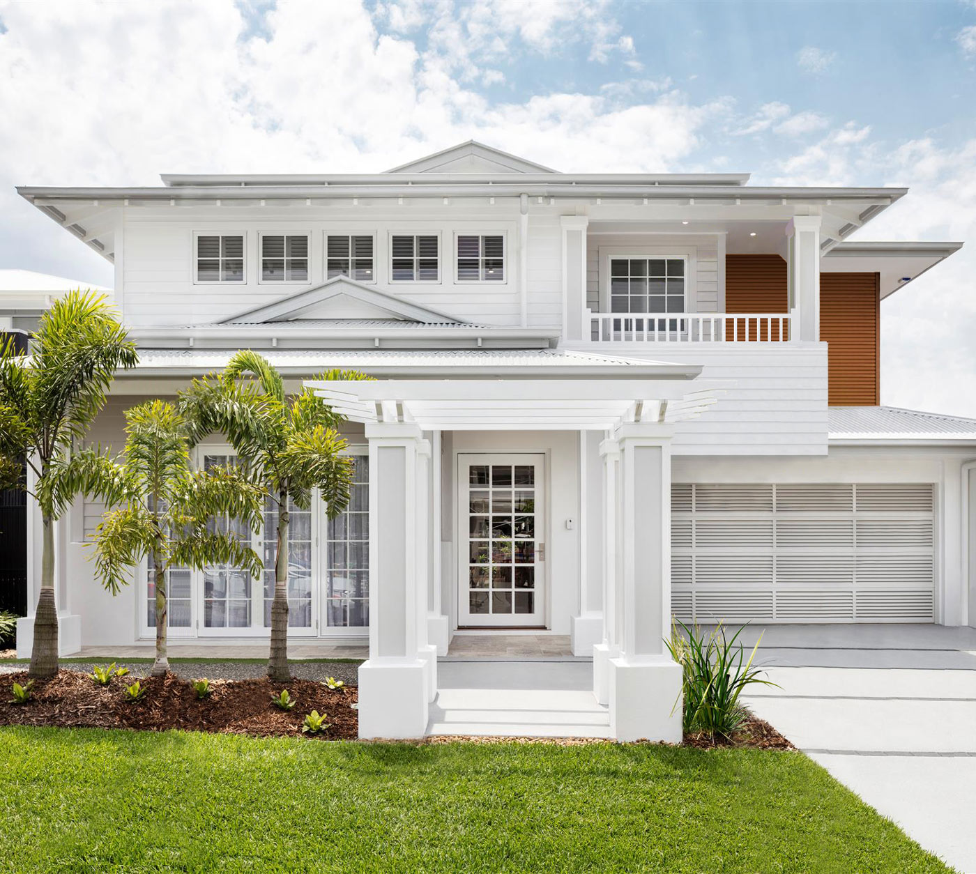 Hamptons Style Lake Home Renovation Hamptons Style La vrogue.co