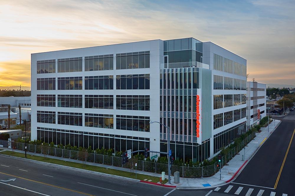 Nickelodeon Animation Studio and Parking Structure