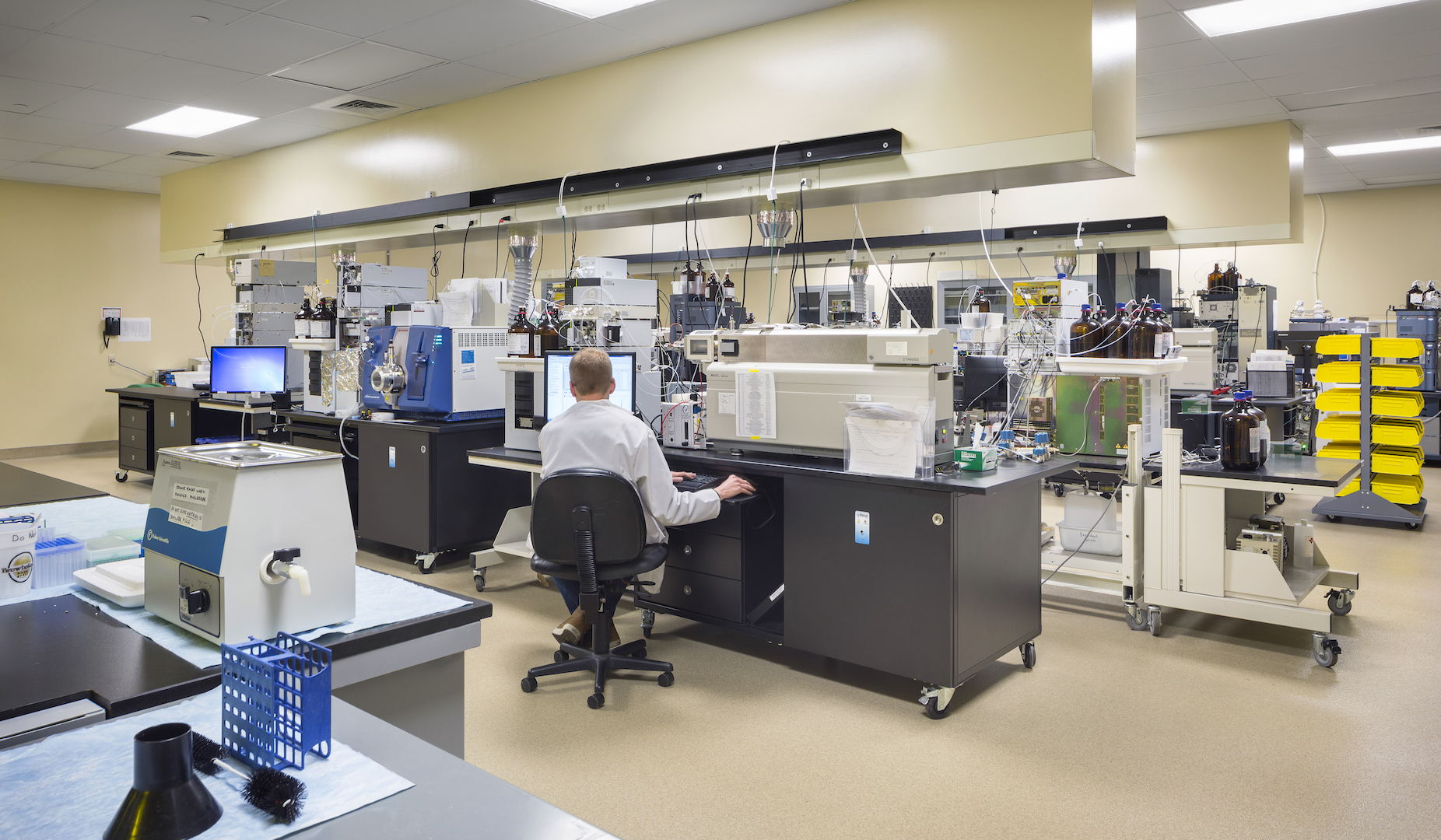 XenoTech Laboratory Renovation McCownGordon Construction