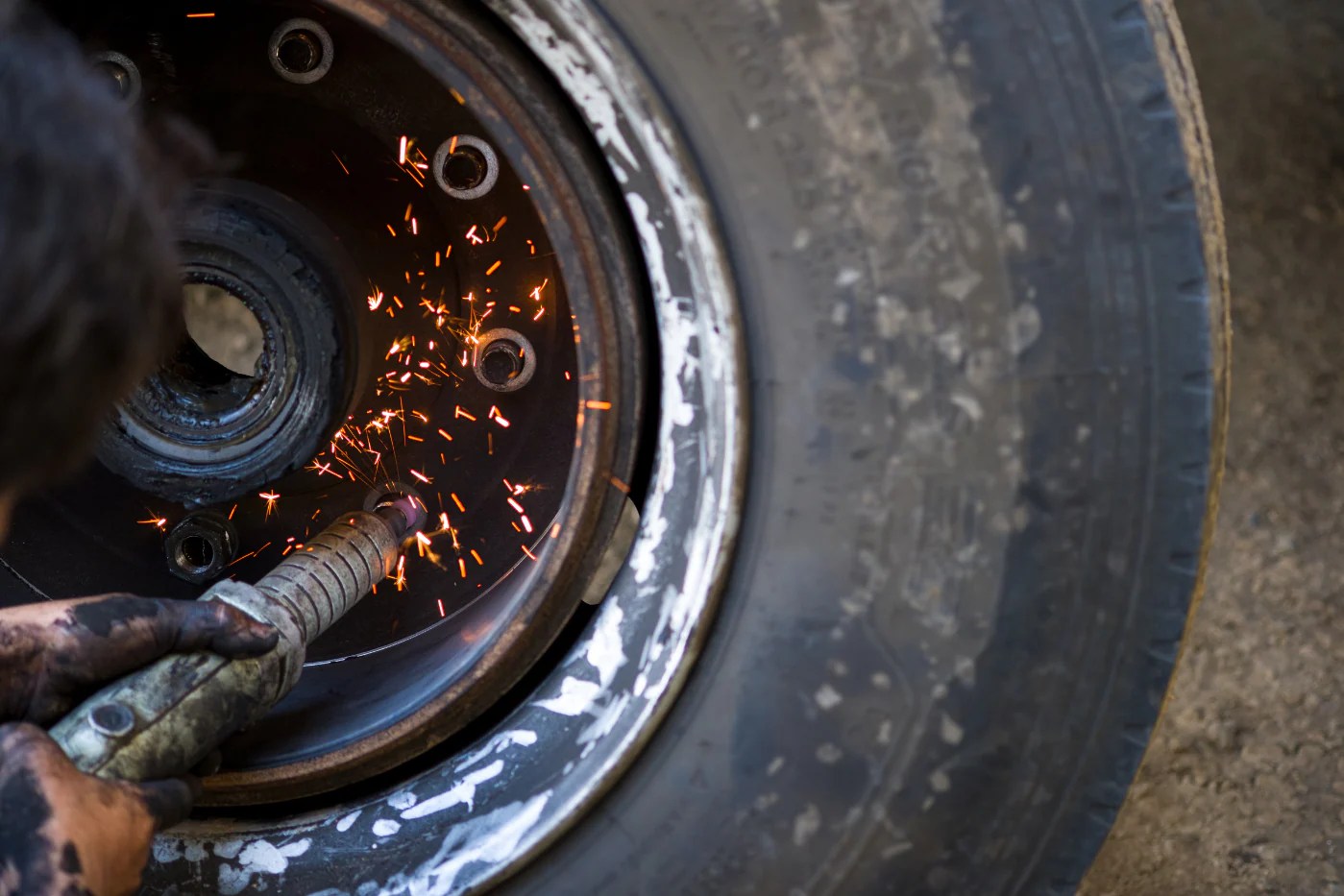 Frequently Asked Questions About Aluminum Wheel Polishing for Trucks