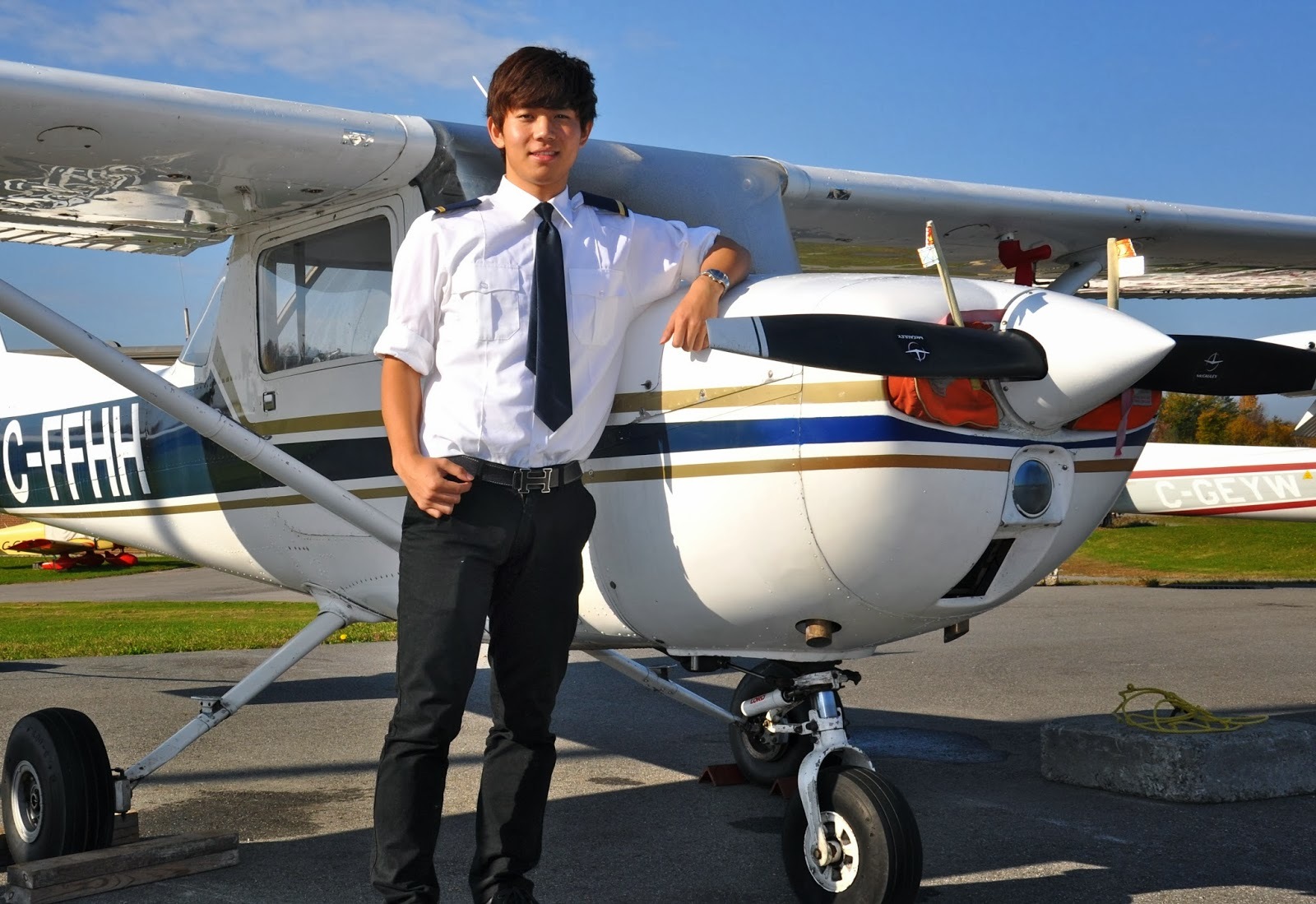 What are the working hours of a Airline Pilot? And do they need to work