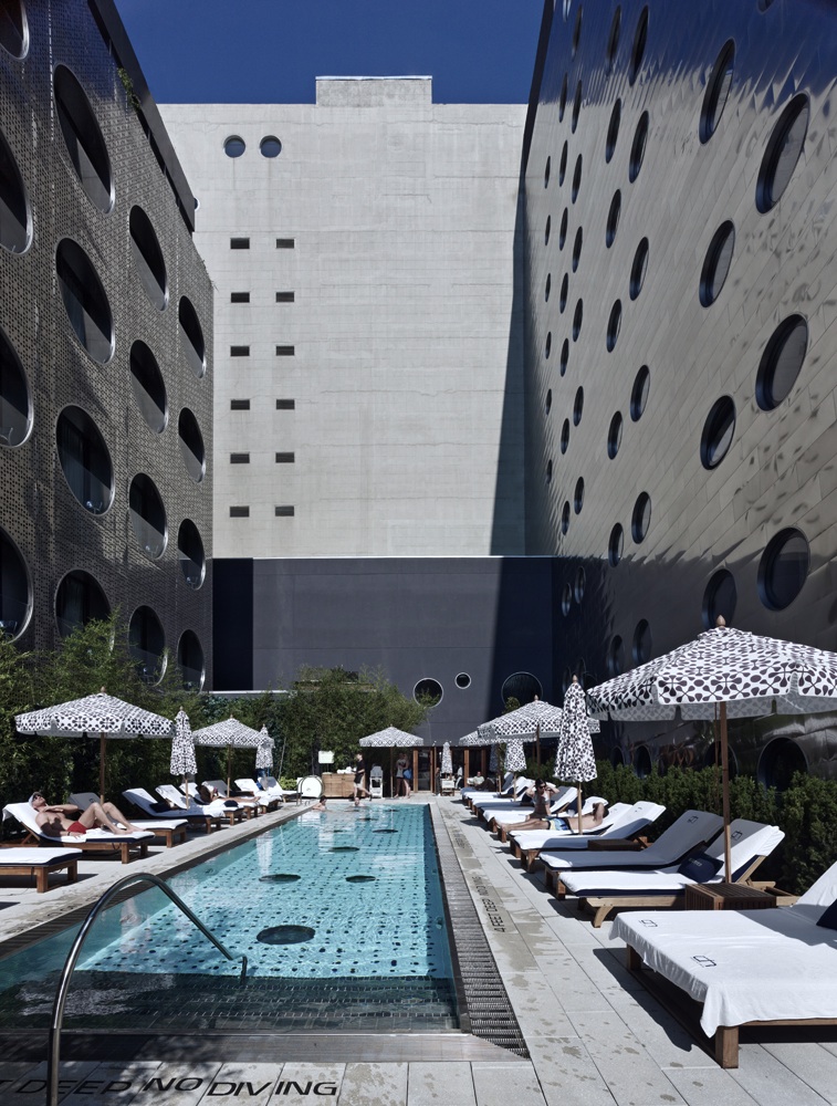 Dream Hotel Downtown