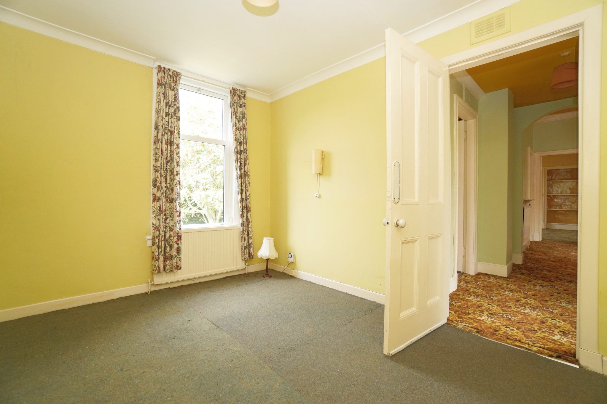 Clydeview, 3 Glen Road, Old Kilpatrick McHugh Estate Agents