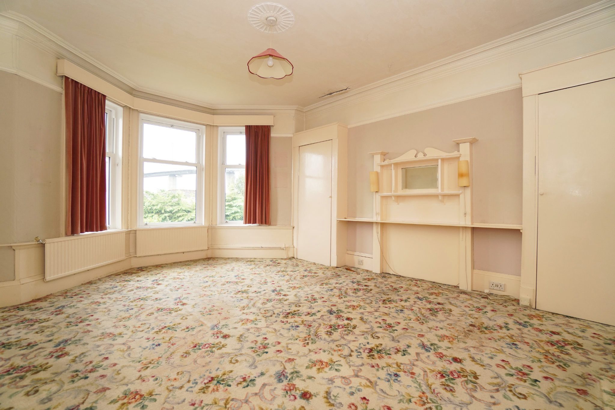 Clydeview, 3 Glen Road, Old Kilpatrick McHugh Estate Agents