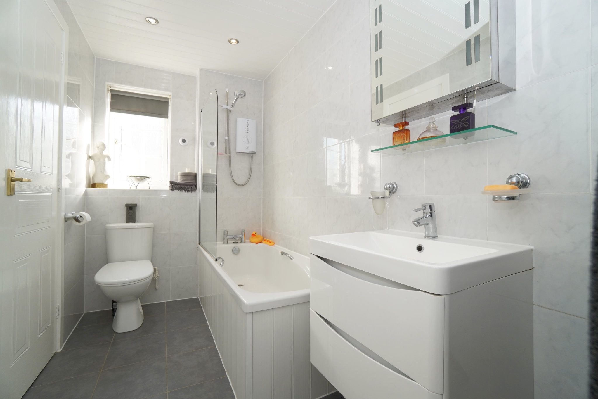 10 Harris Drive, Old Kilpatrick G60 5HT McHugh Estate Agents