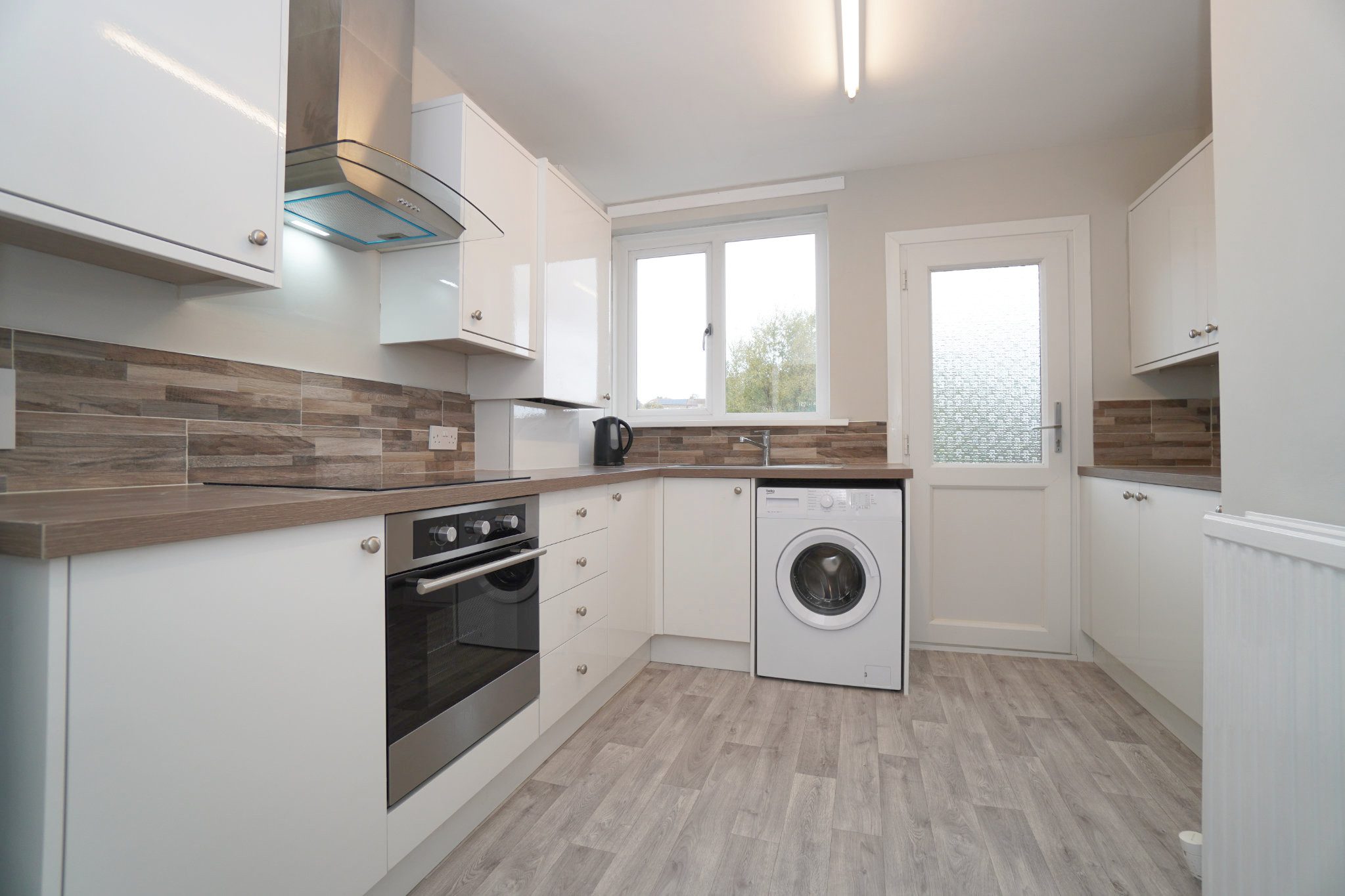 8 Barr Crescent Hardgate Clydebank G81 5NH McHugh Estate Agents