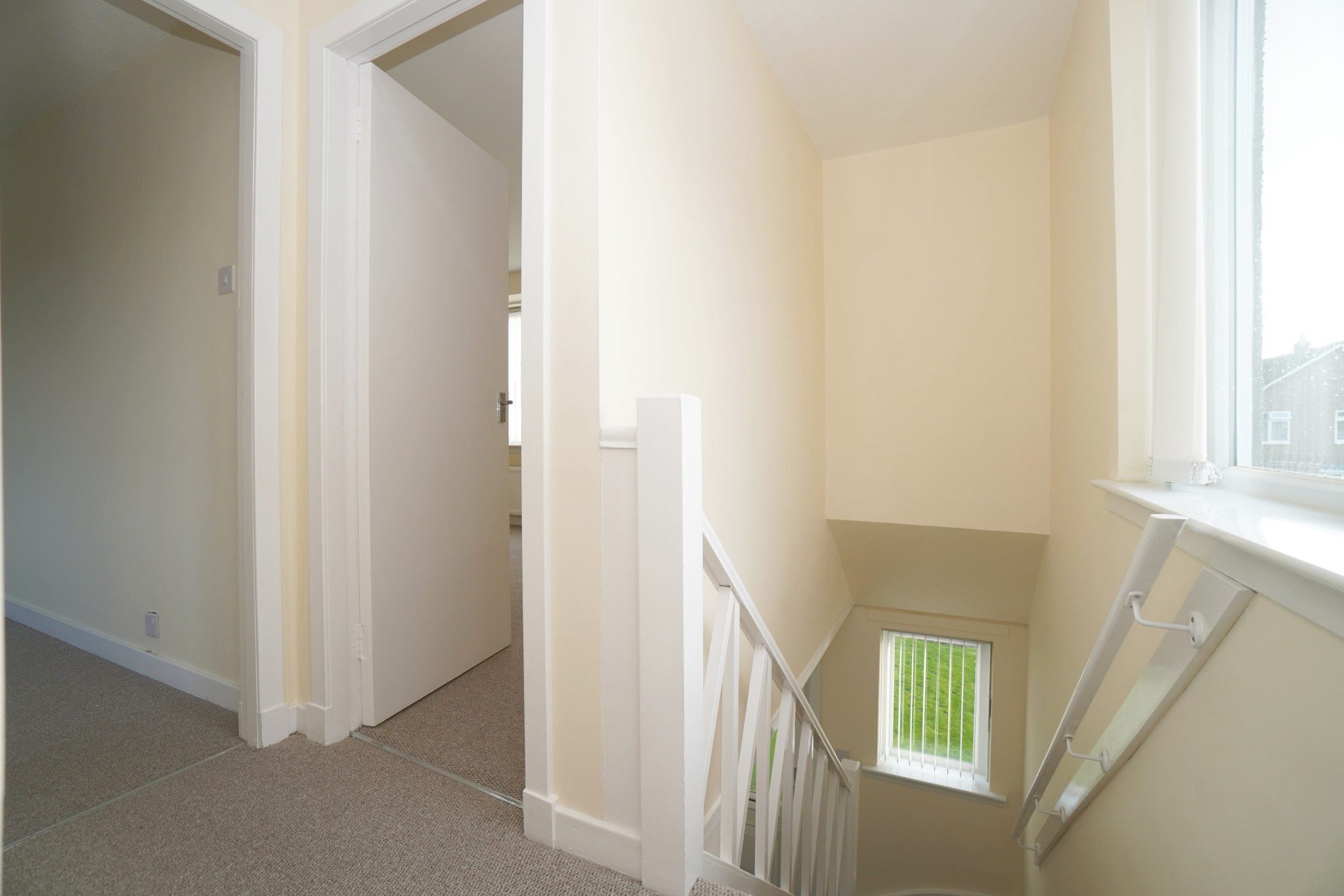 8 Barr Crescent Hardgate Clydebank G81 5NH McHugh Estate Agents