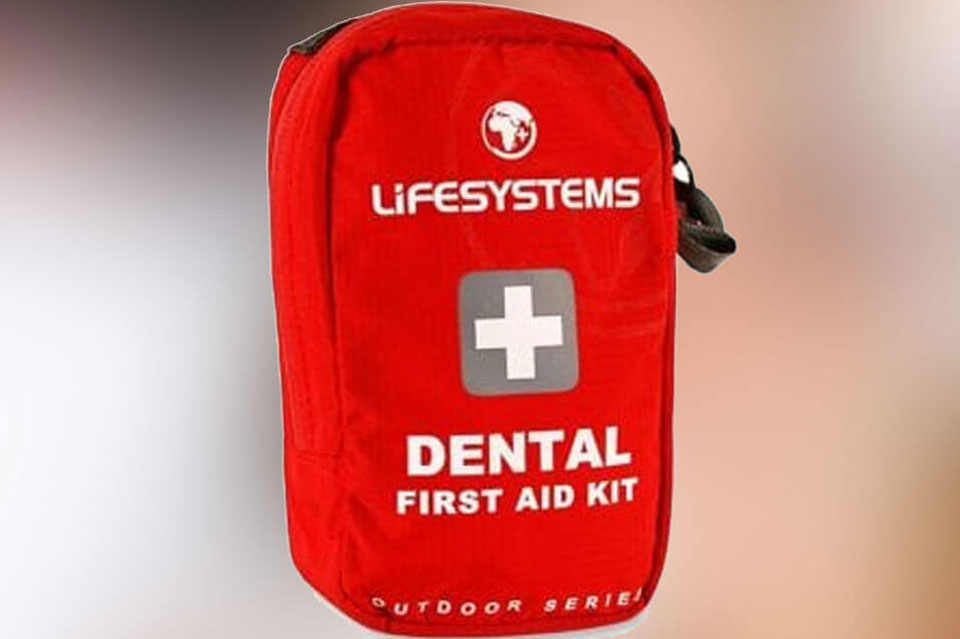 Make your own Dental First Aid Kit McKell/Packer Dental Provo