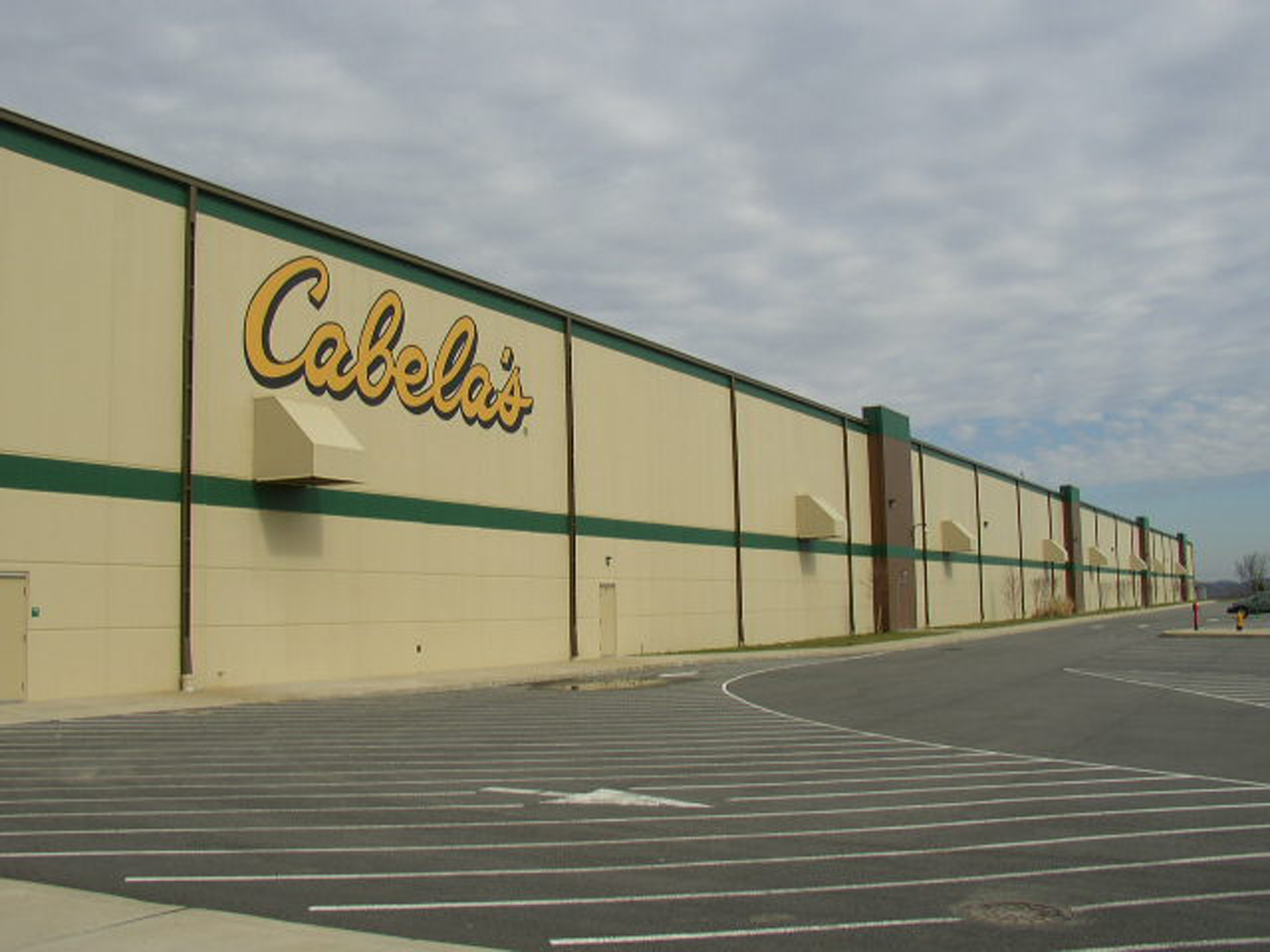 Cabela’s Eastern Distribution Center McKinley Architecture and