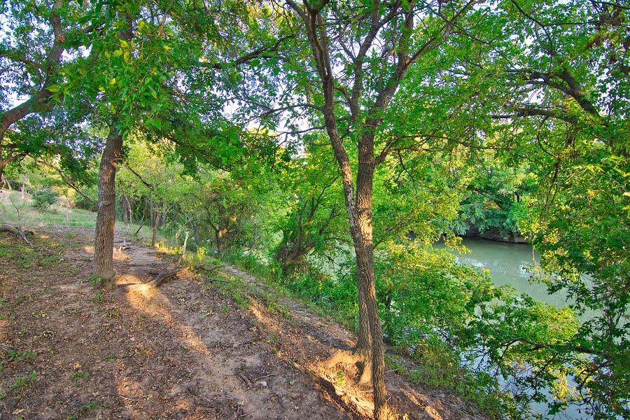 San Saba River Ranch 40+/ Acres McKinnerney Real Estate