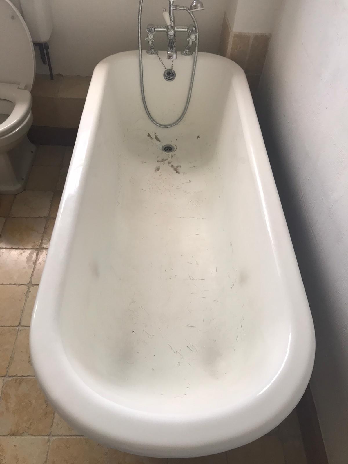 Acrylic Bath Re Enamelling and Resurfacing Specialists London MCM