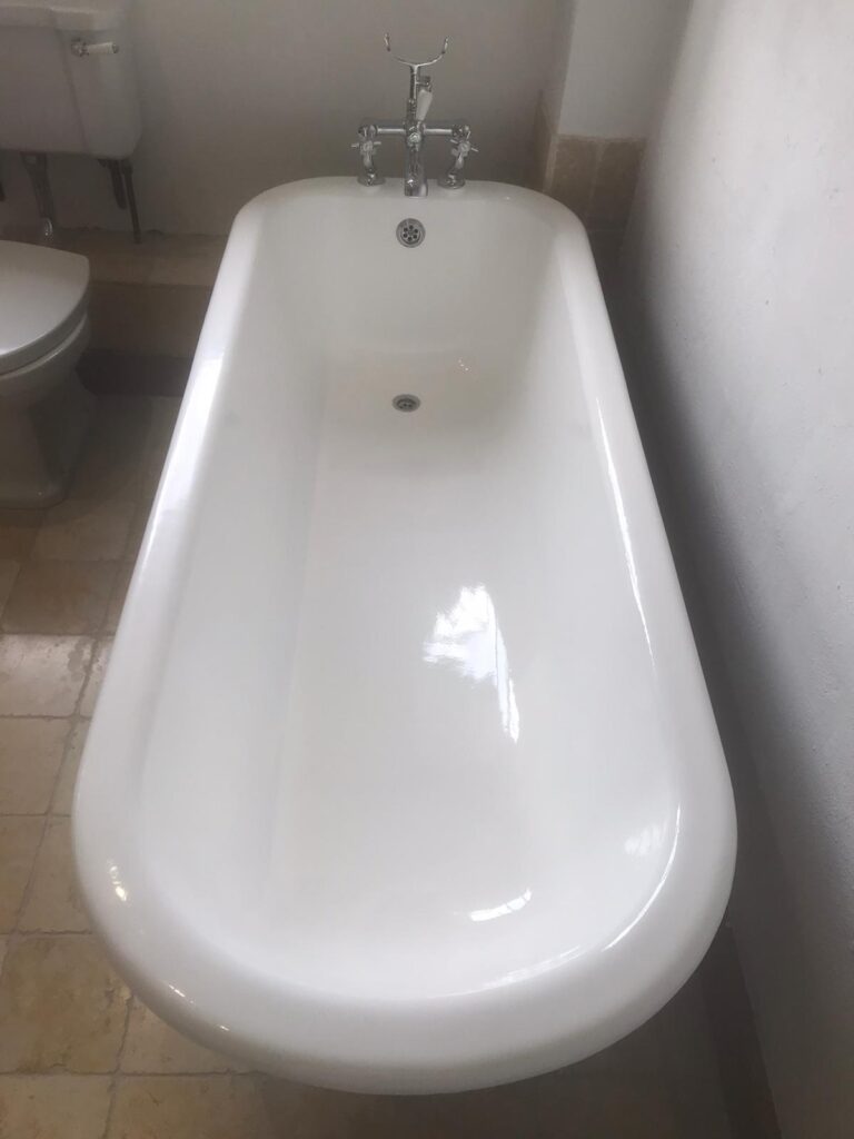 Bath Re Enamelling Essex 1,000s 0f 5 Star Reviews