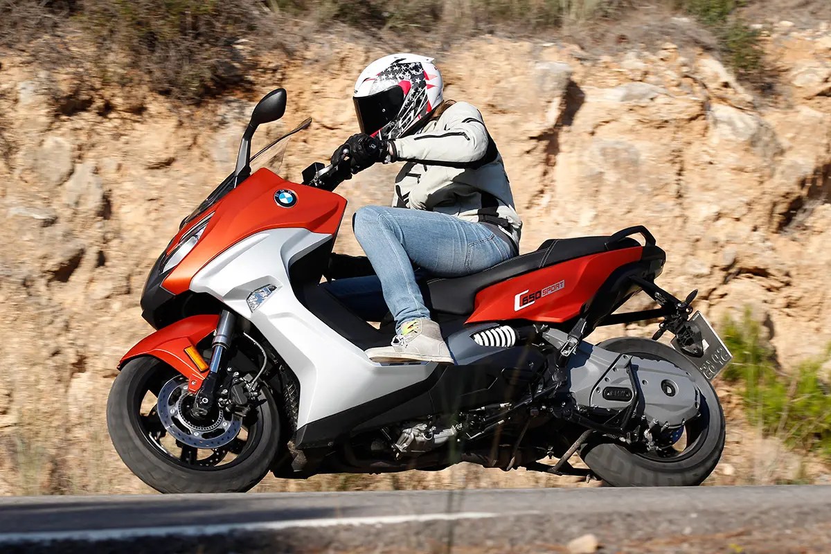 BMW C650 SPORT (2015on) Review Speed, Specs & Prices MCN