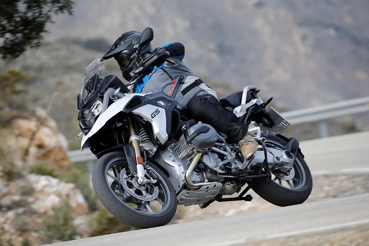 BMW R1200GS (2017on) Review Speed, Specs & Prices MCN
