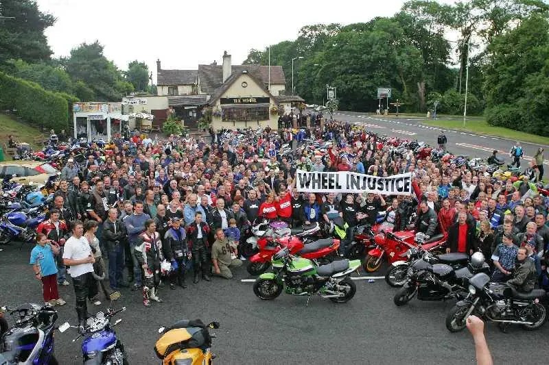 Wheel wins licence back MCN