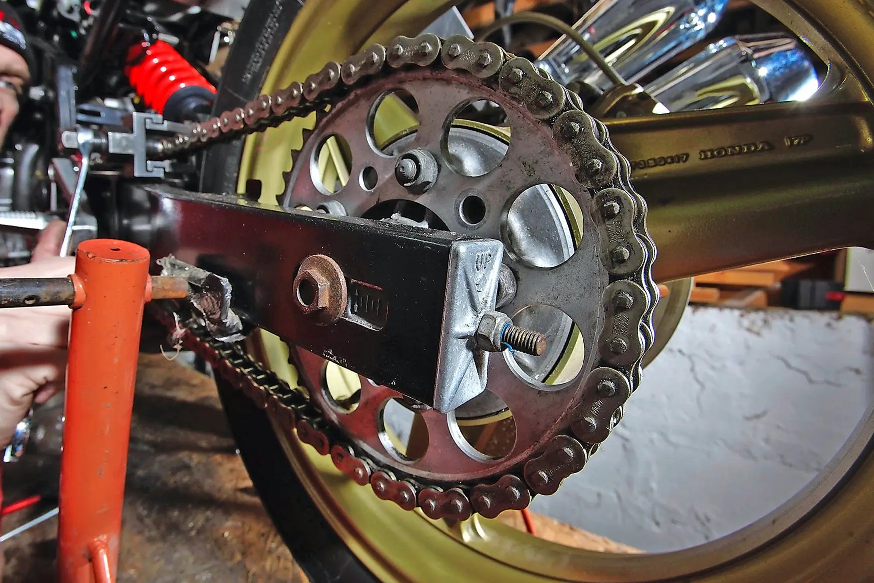 The missing link Best motorcycle chain tools