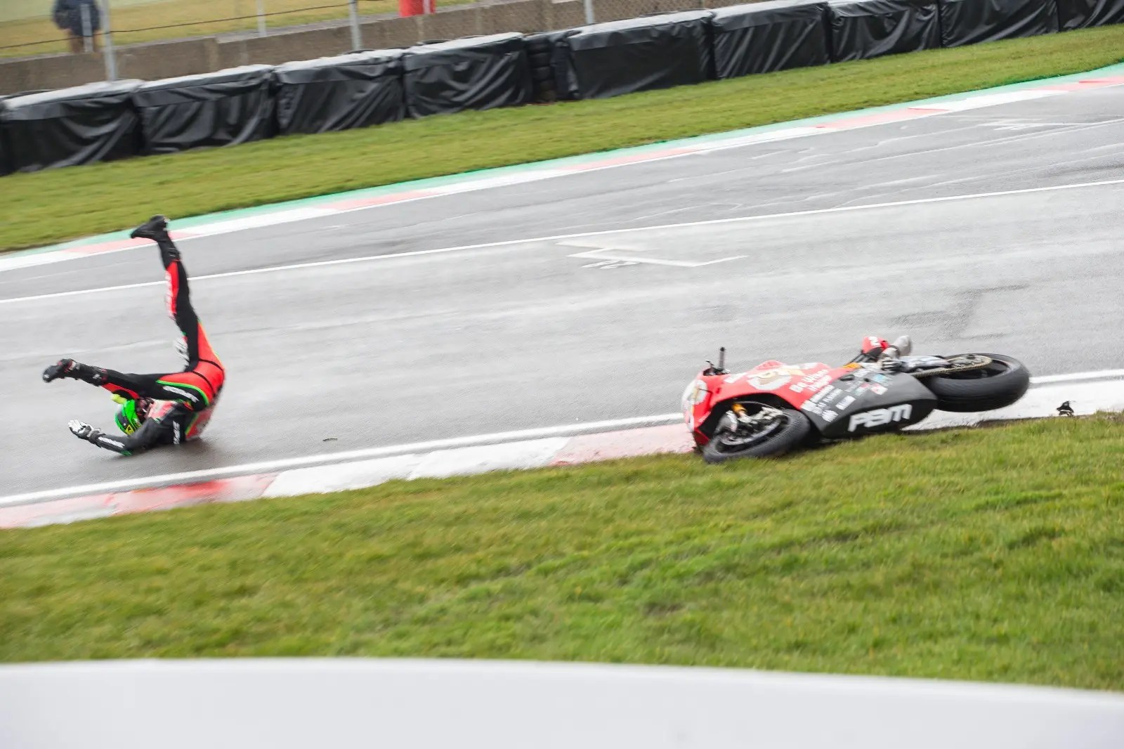 BSB Irwin sidelined after free practice crash MCN