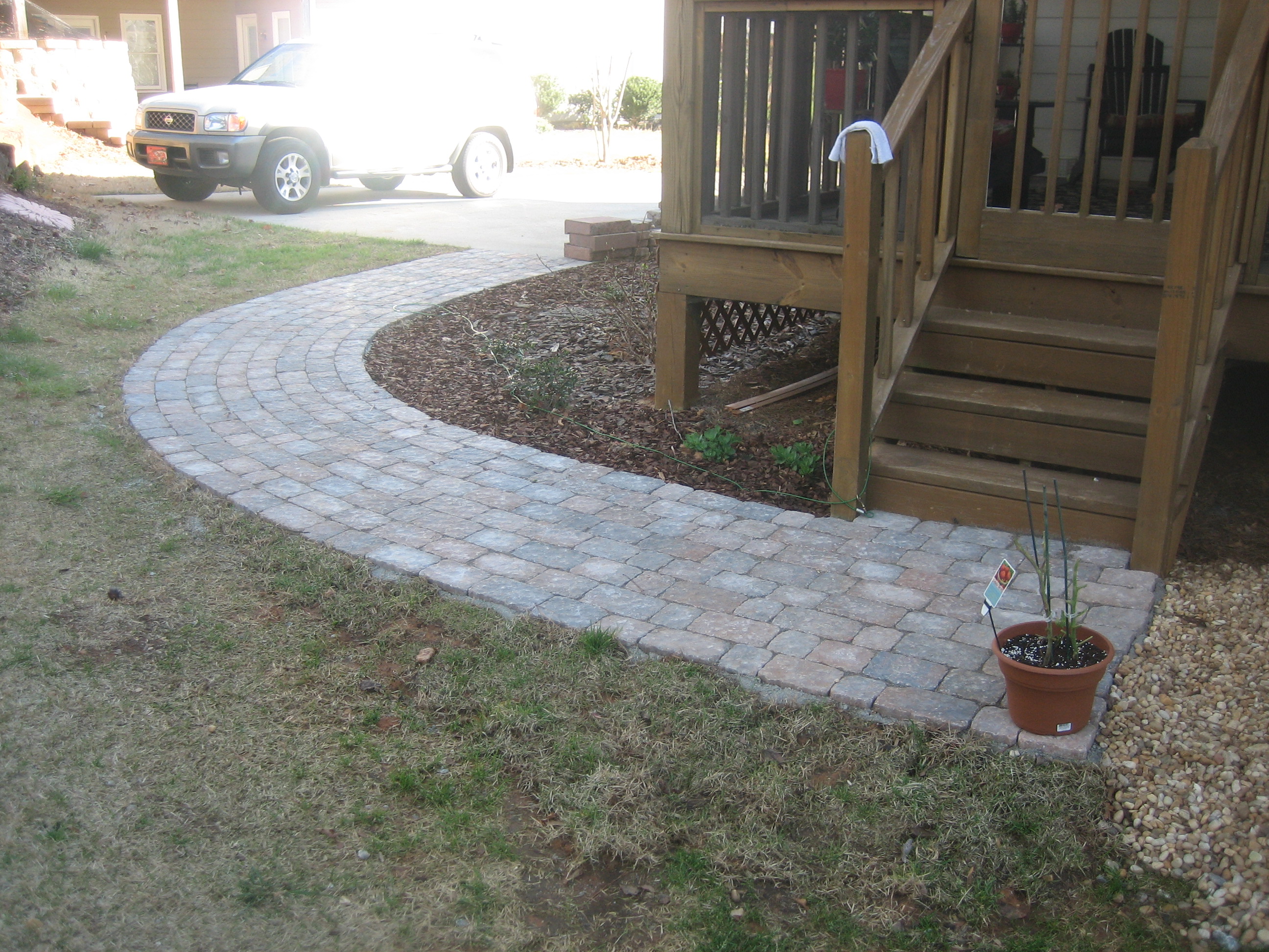interlocking concrete pavers installation McPlants