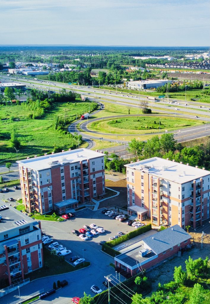 10071013 Montee Champagne, Laval Qc. MC Properties